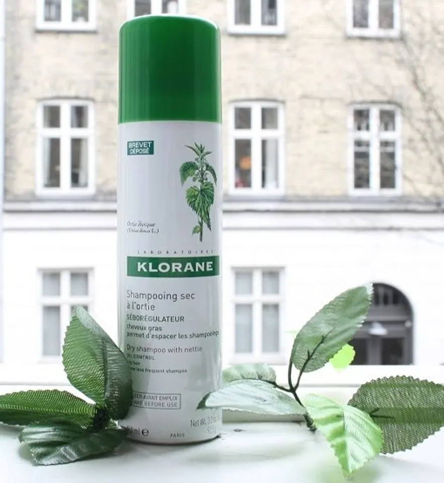 Dầu gội khô Klorane tiện dụng cho mái tóc, 150ml