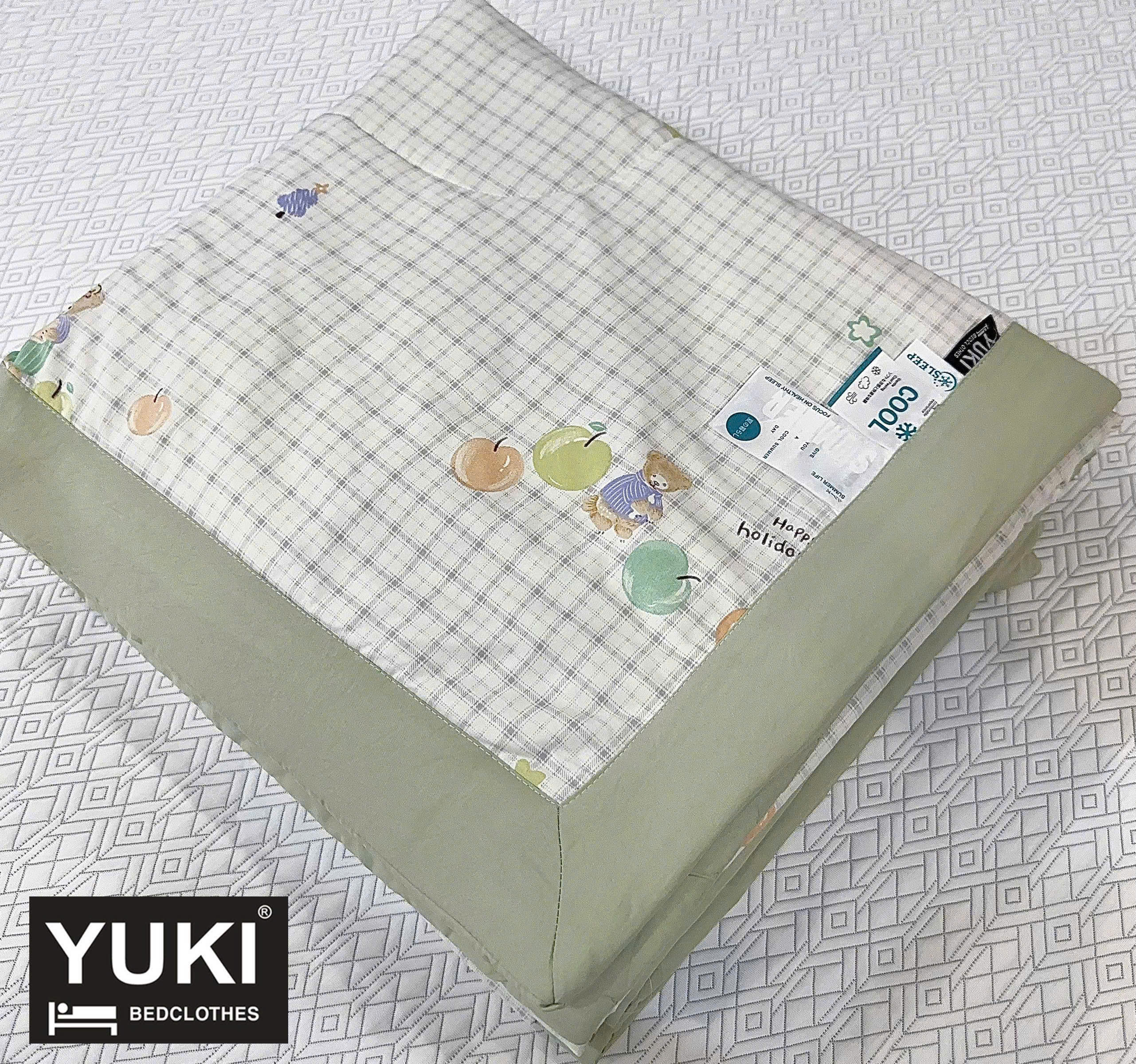 Chăn Hè Tencel YUKI Cao Cấp 200x230cm – Mềm Mát Tự Nhiên, Nâng Niu Giấc Ngủ Mùa Hè