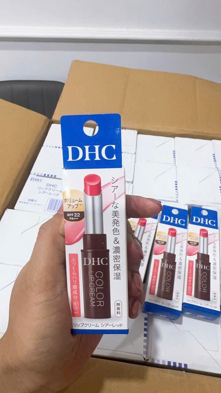 Son dưỡng môi có màu DHC Color Lip Cream Nhật Bản – Dưỡng ẩm sâu, lên màu tự nhiên