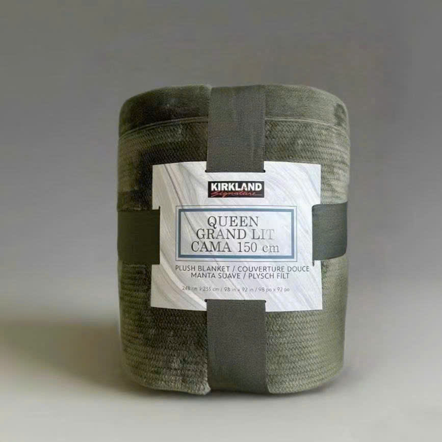 Chăn Lông Cừu Kirkland Signature Plush Blanket Queen 150cm – Siêu Mềm, Siêu Ấm, Hàng Nhập Từ Costco UK