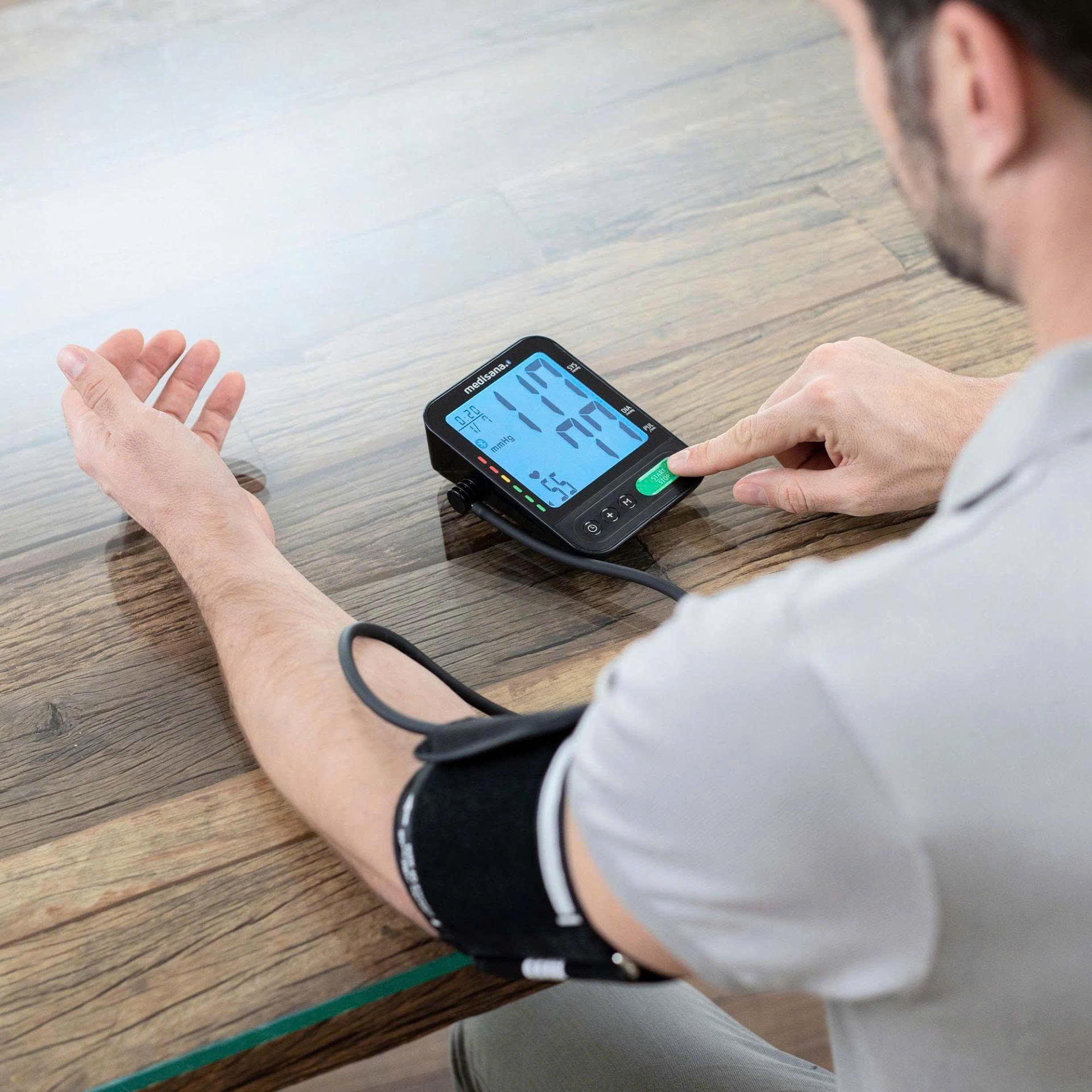 Máy Đo Huyết Áp Bắp Tay Medisana Bluetooth BU 580