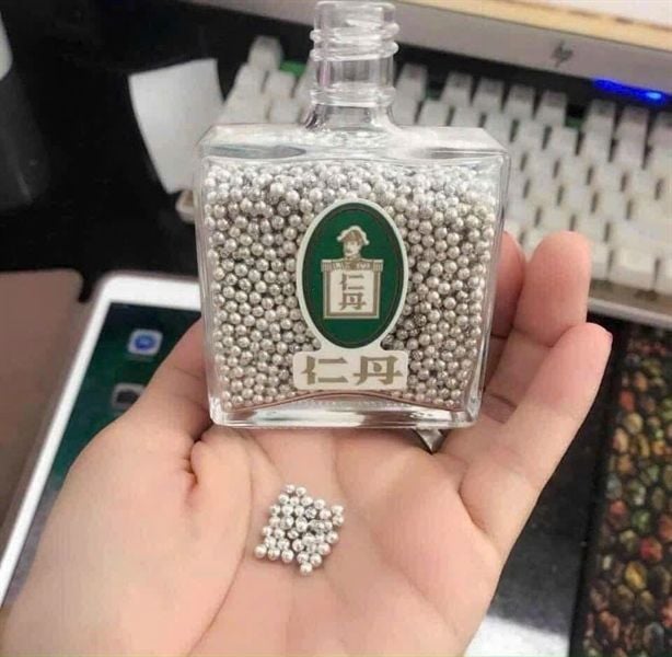 Viên ngậm giảm ho – Chống say tàu xe Jintan Silver Nhật Bản 3250v