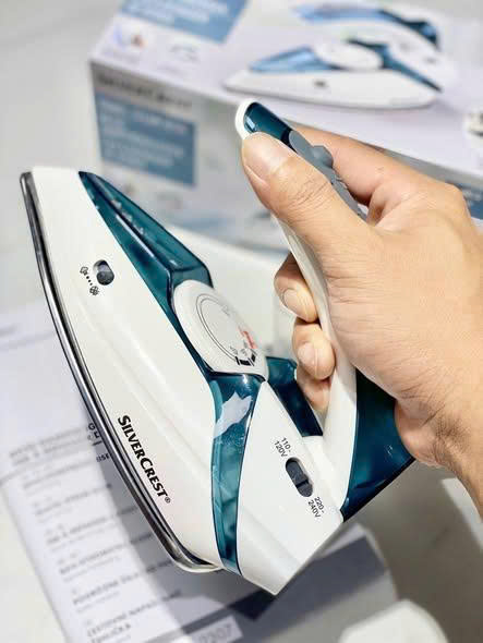 Bàn Là Hơi Nước Du Lịch Mini SilverCrest SDBRK 1000 A1 – Chính Hãng Đức, Nhỏ Gọn, Tiện Dụng