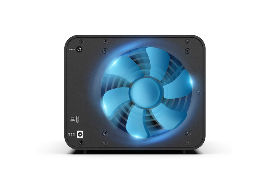 das terramaster d4-320 tản nhiệt