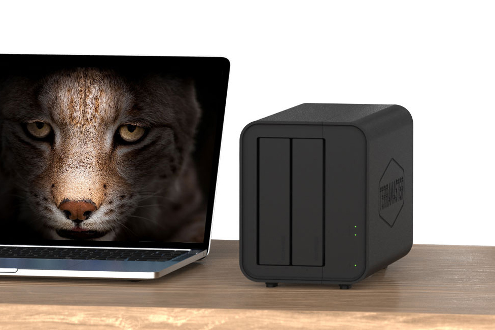 nas 2 khay terramaster f2-424 chính hãng