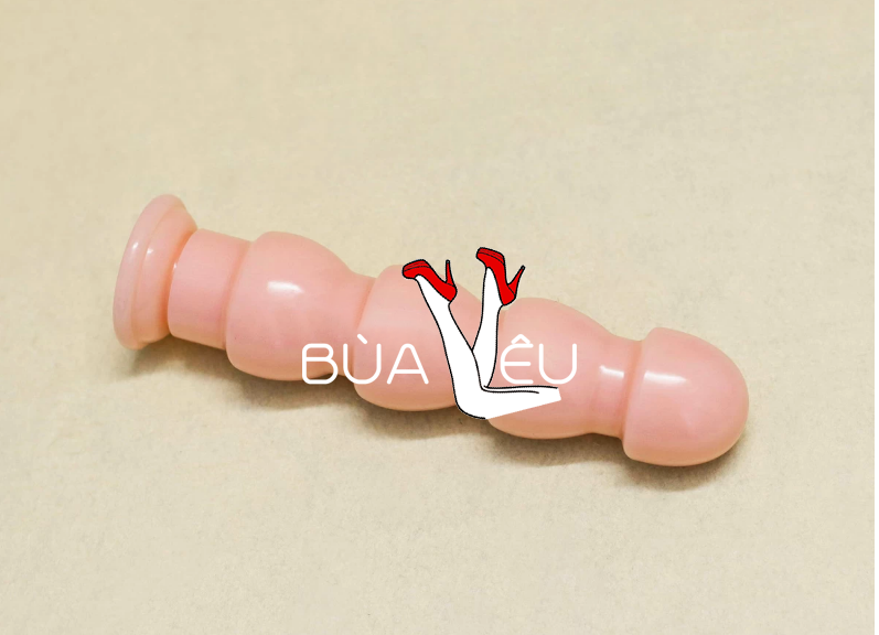 Dương vật giả có đế size khủng nhiều khấc