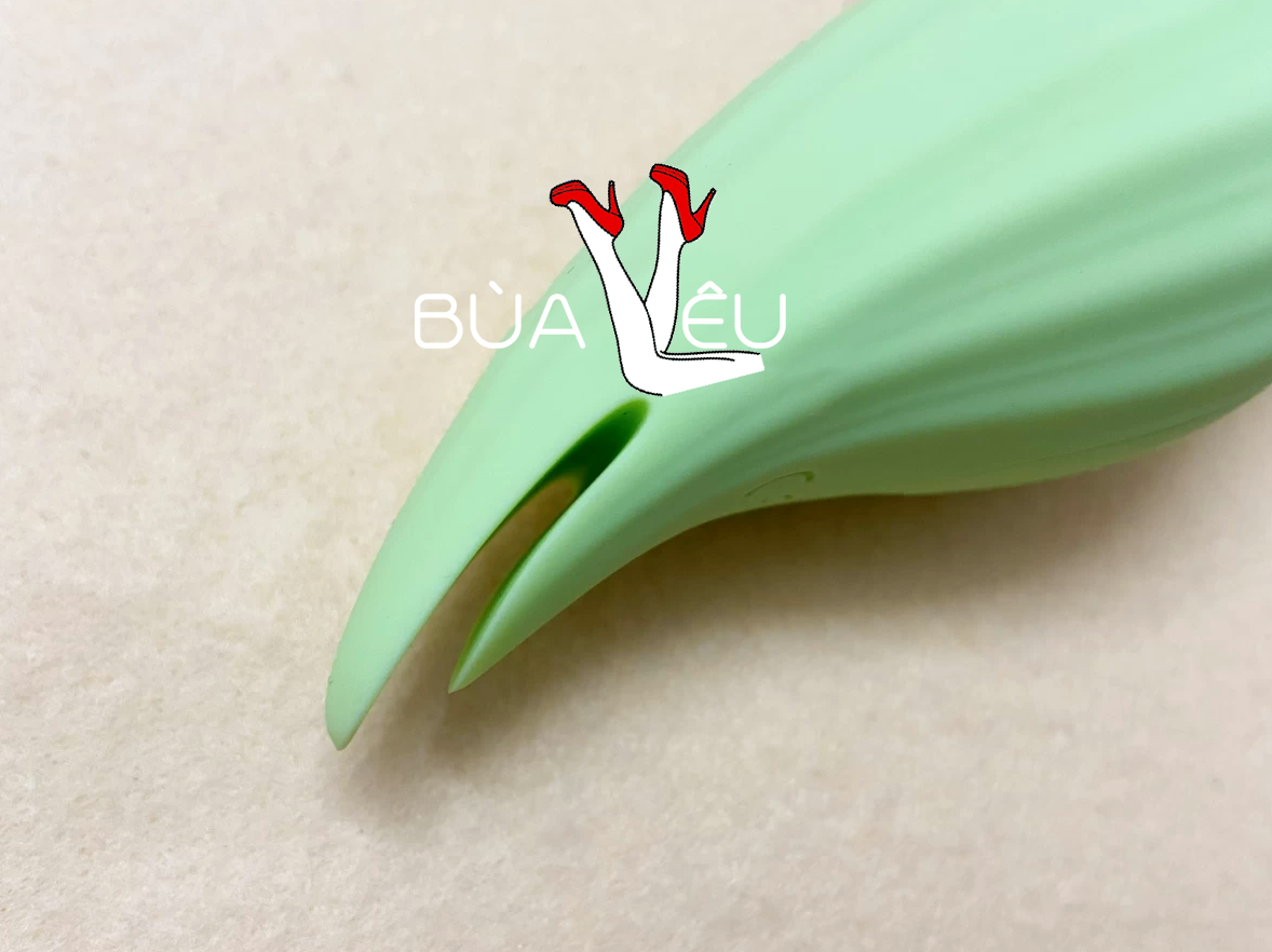Lưỡi liếm rung hút 9 chế độ nhỏ gọn