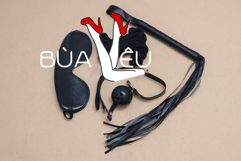 Đồ chơi bạo dâm da đen VIP
