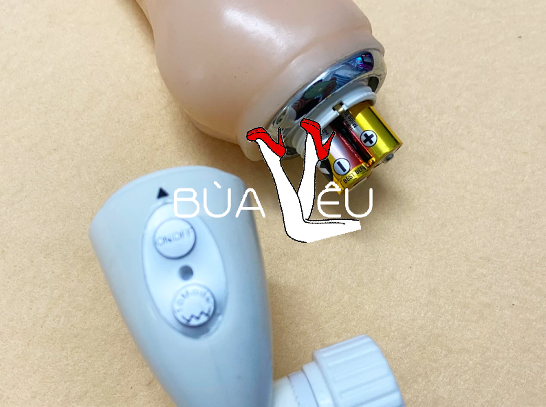 Dương vật giả chisa 10 chế độ rung có đế đính tường