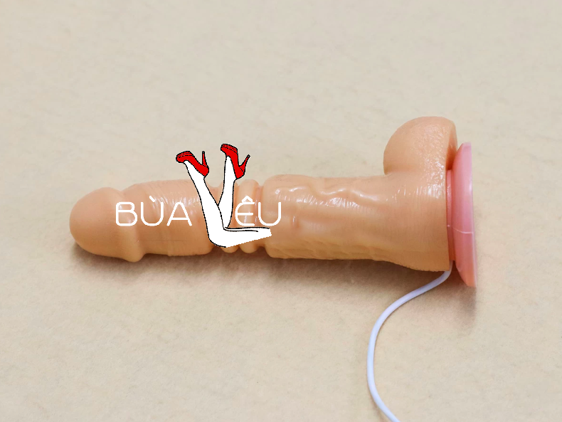 Dương vật giả có đế Excited rung thụt pin sạc