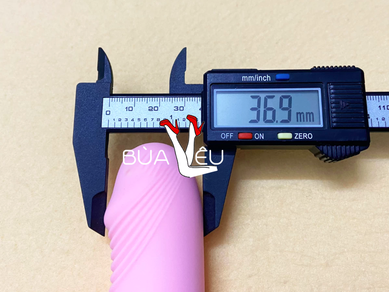 Dương vật giả Juai rung thụt, phát nhiệt, lưỡi liếm 7 chế độ