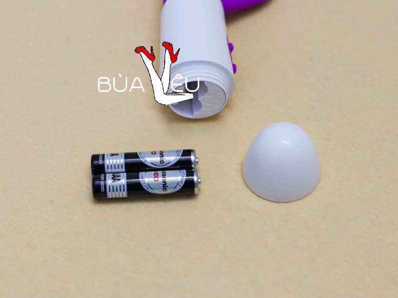 Dương vật giả đa năng Snappy rung 30 chế độ