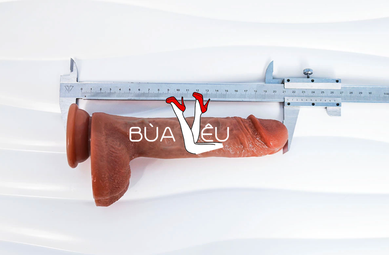 Dương vật giả có đế rung thụt phát nhiệt pin sạc cực mạnh