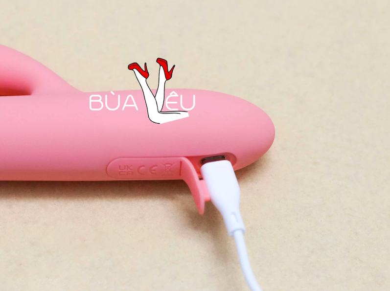 Dương vật giả rung chạy bi đa năng Mora Neo