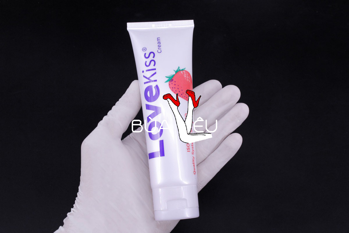 Gel bôi trơn âm đạo Love Kiss hương dâu