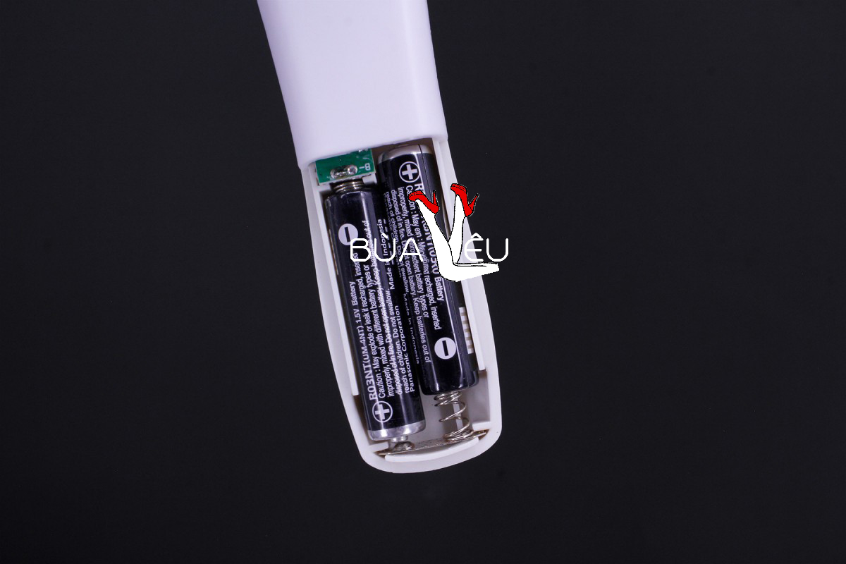 Dương vật giả có đế rung nhỏ gọn Shequ 6.9 Inch