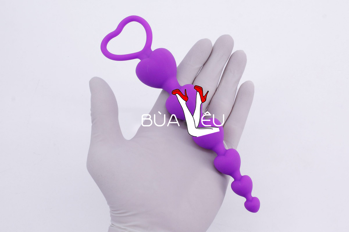 Đồ chơi kích hậu chuỗi hạt trái tim