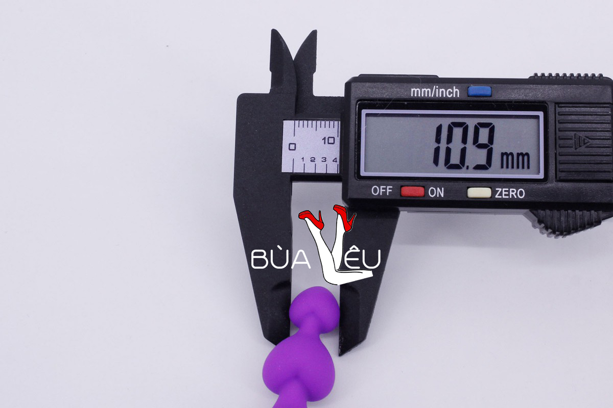 Đồ chơi kích hậu chuỗi hạt trái tim