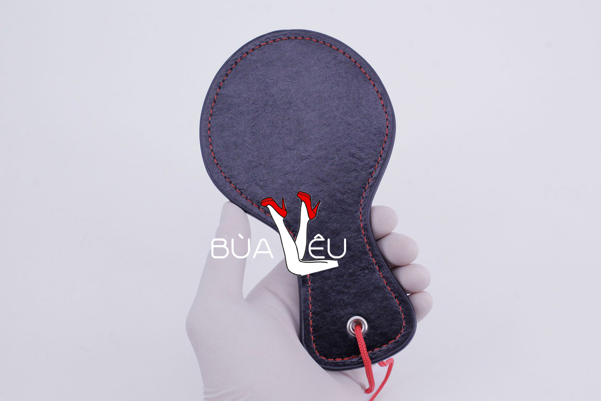 Cây phết mông bạo dâm