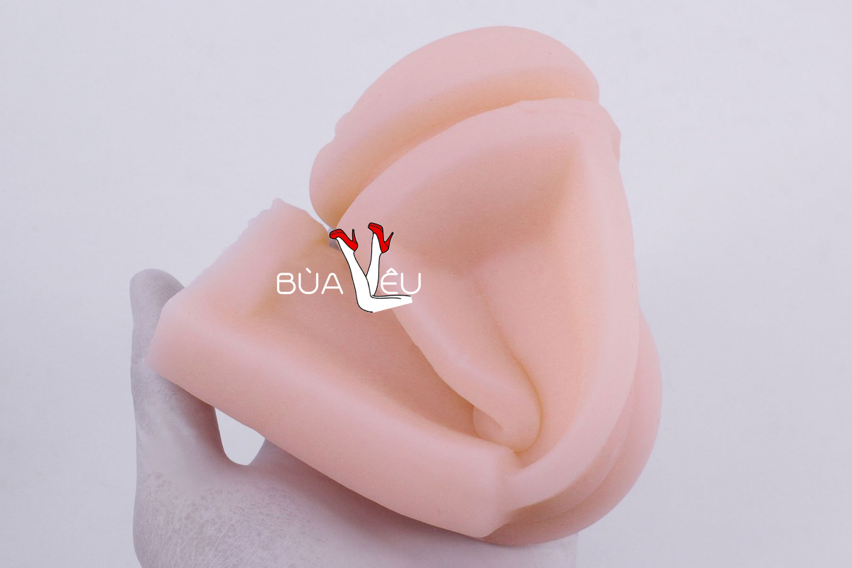 Âm đạo giả đèn pin Baby Bussy