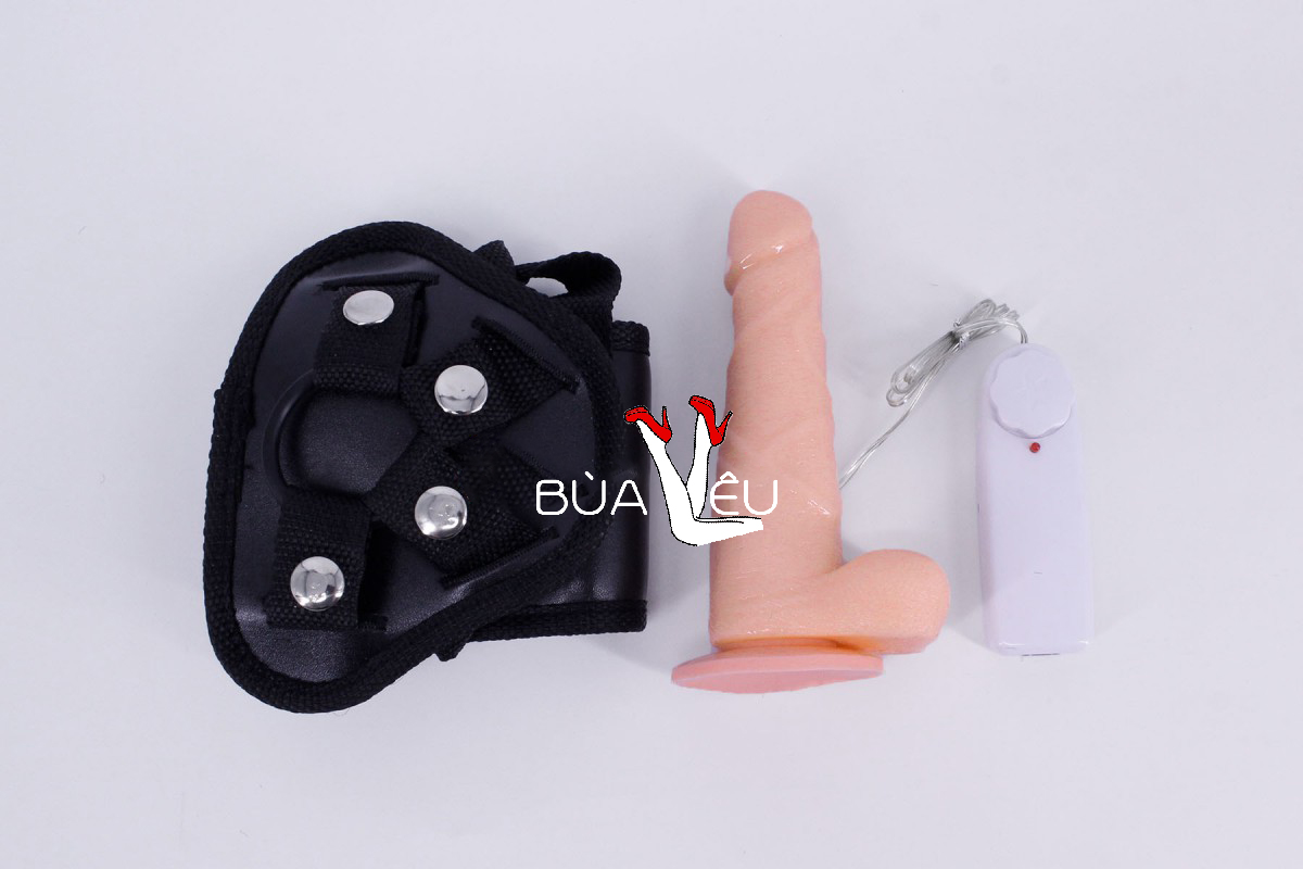 Dương vật giả dây đeo có bìu rung ngoáy