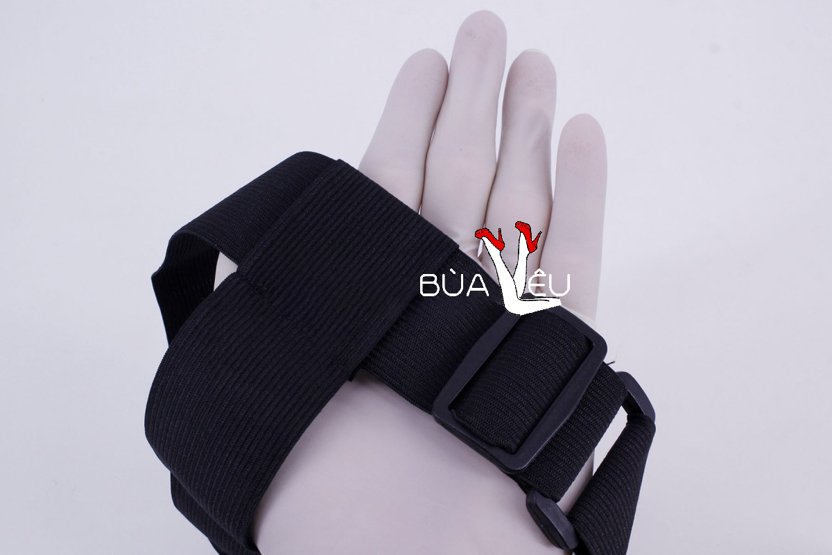 Dương vật giả có dây đeo rỗng ruột Lover_s Chisa