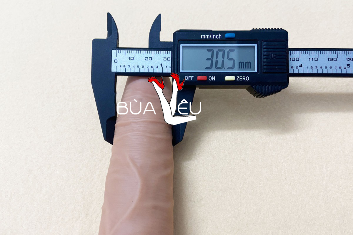 Dương vật giả có đế siêu mềm