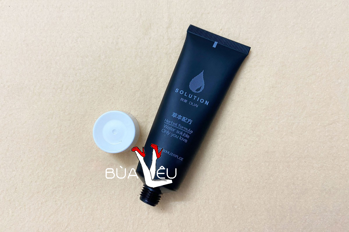 Gel bôi trơn gốc nước nhẹ dịu Solution đen