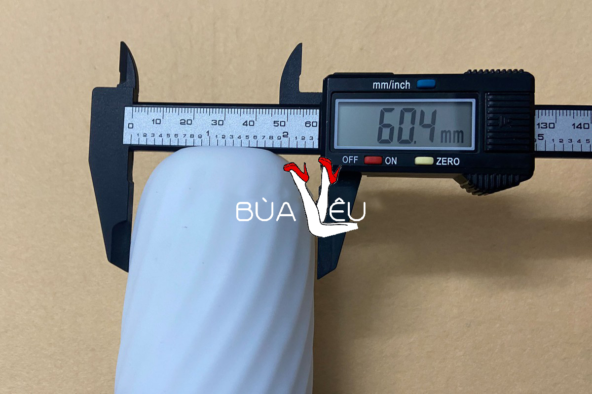 Âm đạo giả Svakom Alex Neo 2 rung thụt điều khiển điện thoại