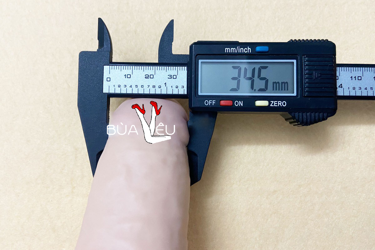 Dương vật giả có đế Lovetoy Ultra Soft 7.5long