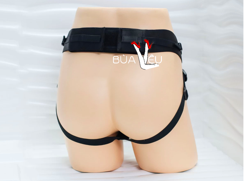 Quần dây đeo gắn 2 dương vật giả tùy ý