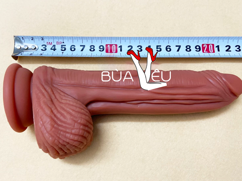 Dương vật giả gân guốc cỡ trung có đế