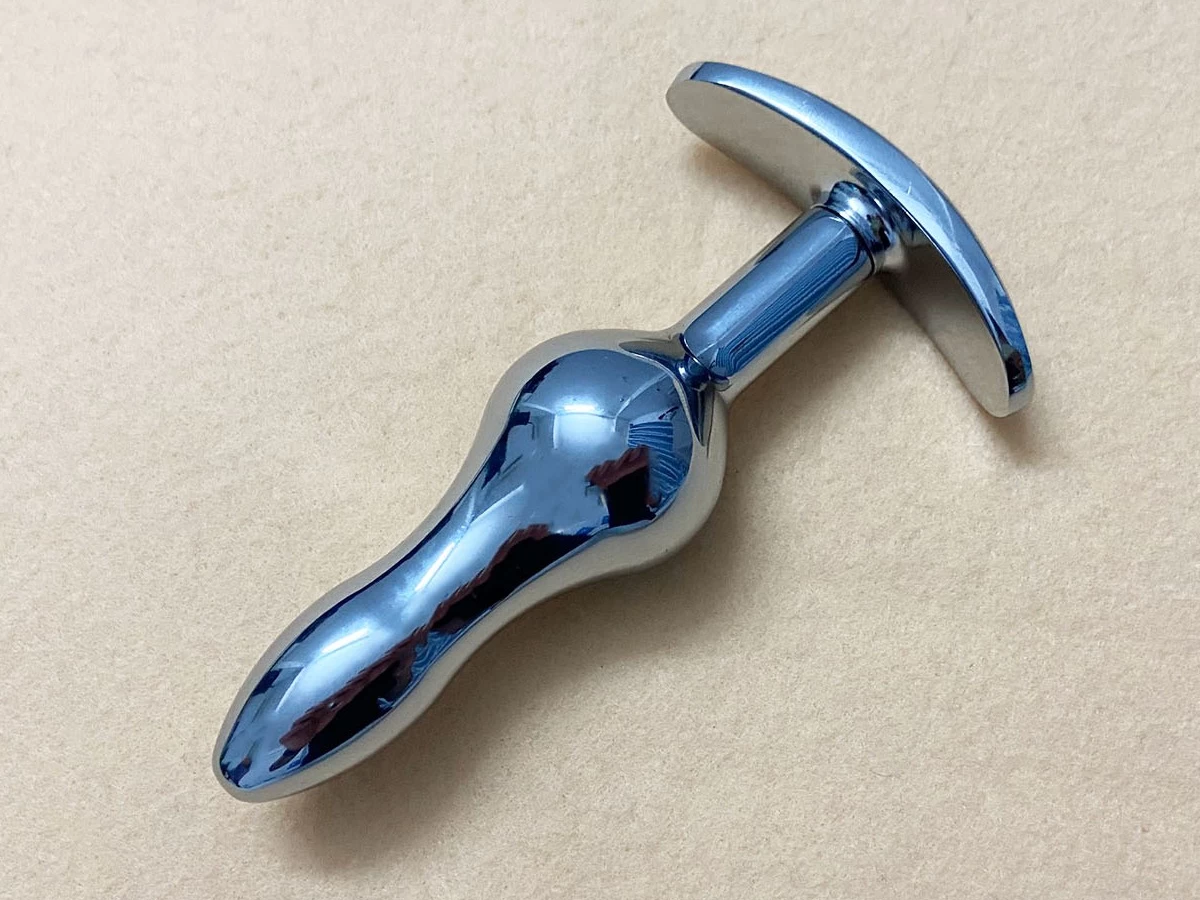 Đồ chơi kích hậu có tay cầm pha lê K1H50