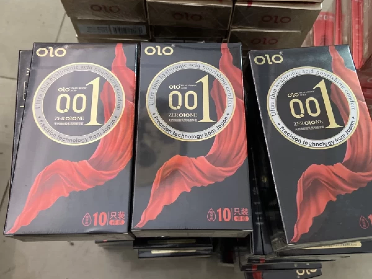 Bao cao su OLO Thin 001 Square Black