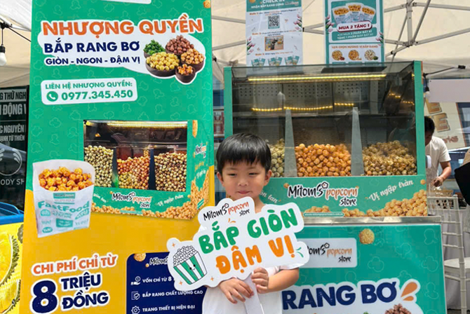 MITOM’S POPCORN BÙNG NỔ 8/3 TẠI HỘI CHỢ ART FAIR LANDMARK