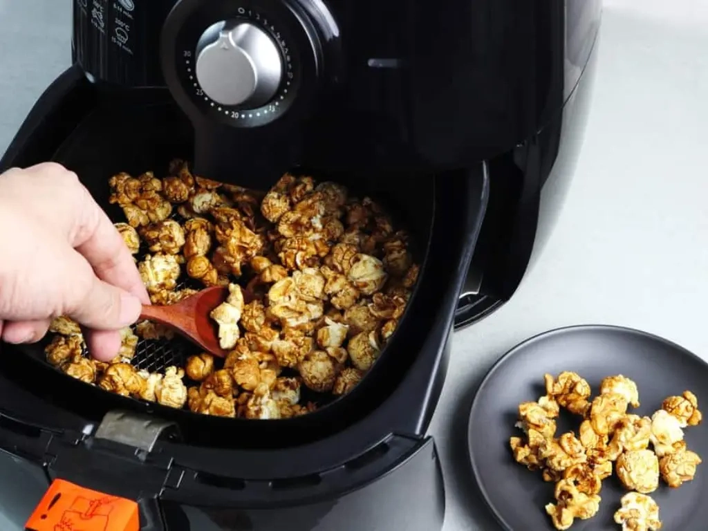 Cách làm bắp tang bơ tại nhà bằng nồi chiên không dầu