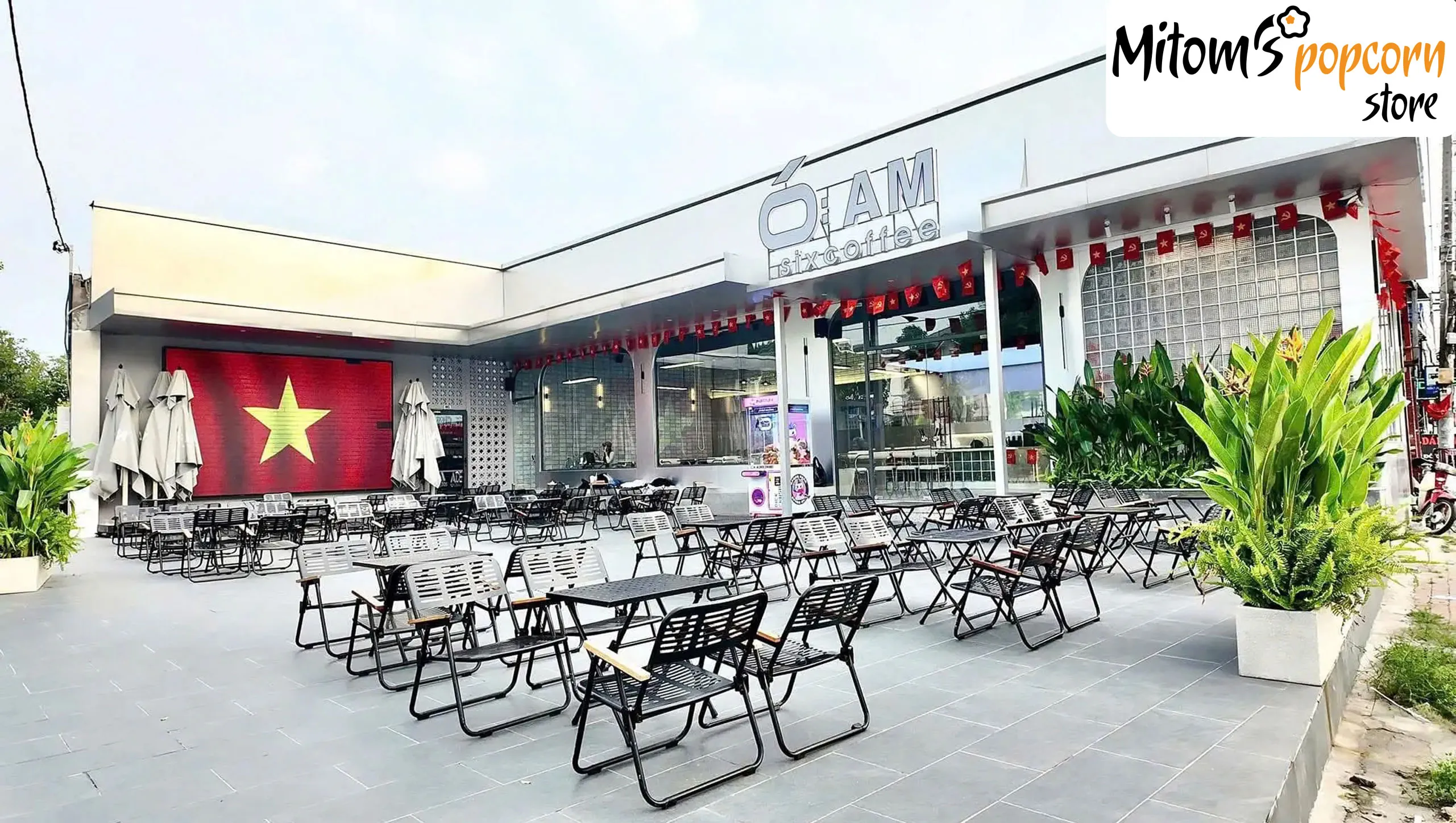 Nhượng quyền bắp rang bơ tại 6:AM Hóc Môn