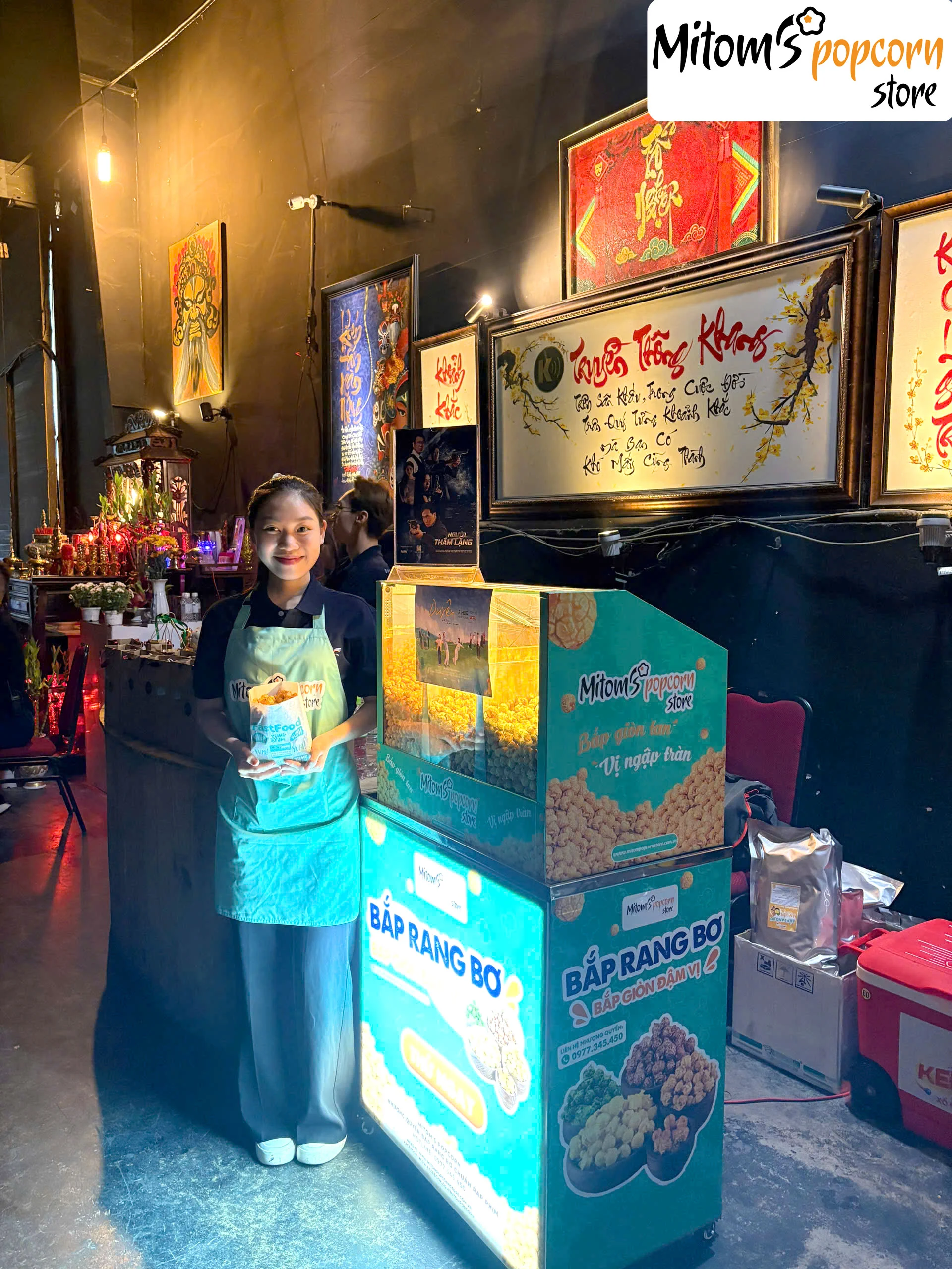 Tập thể đội ngũ Mitom’s Popcorn đồng hành cùng sự kiện “Ấn tượng Truyền hình 2025”