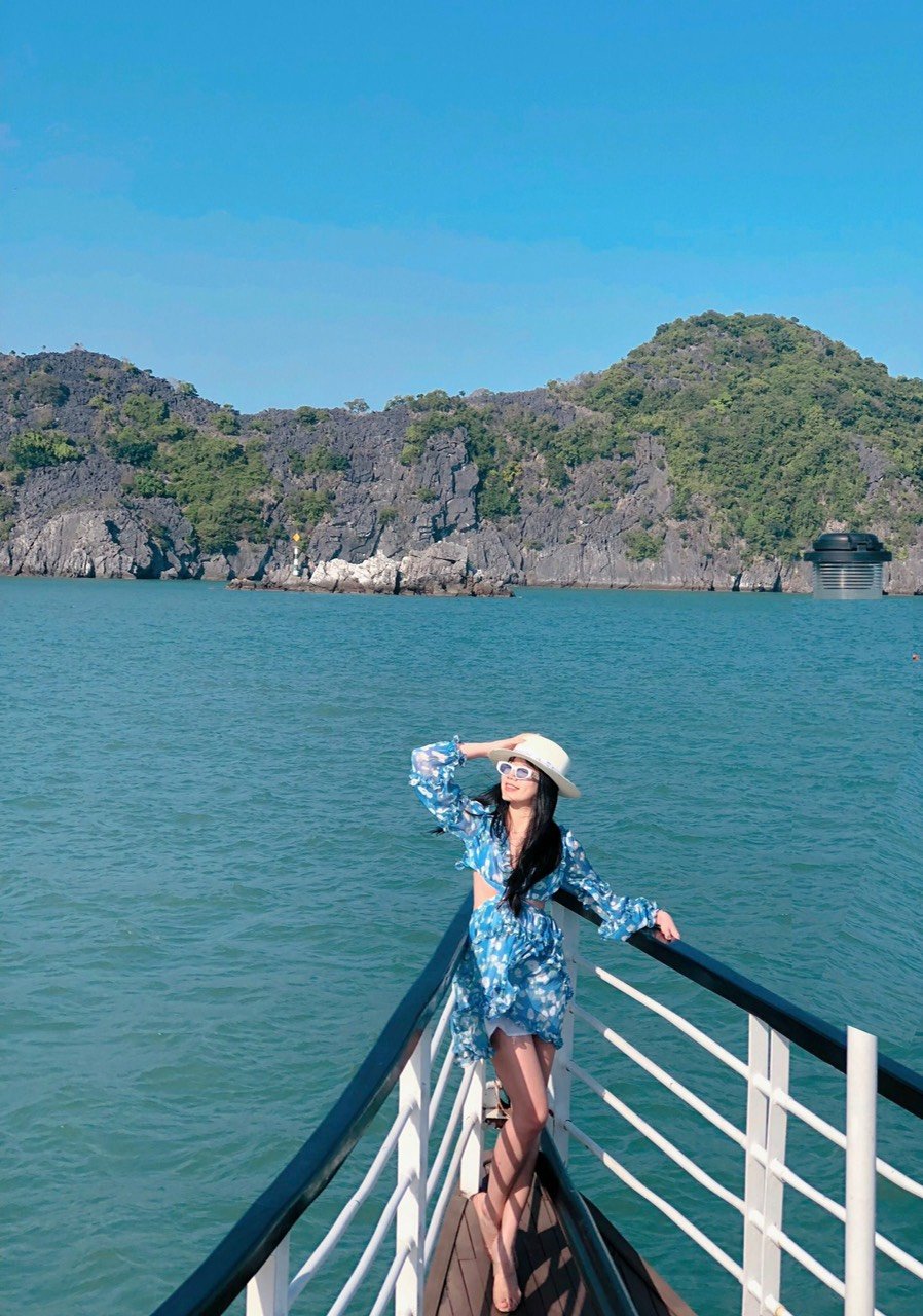 Tour 1 Ngày Vịnh Lan Hạ - Du Thuyền SERENITY EXPLORER CRUISE