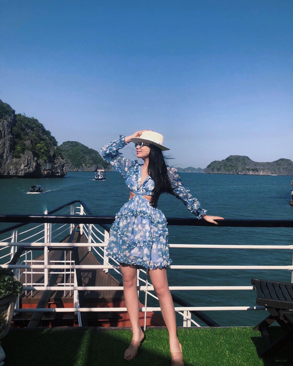 Tour 1 Ngày Vịnh Lan Hạ - Du Thuyền SERENITY EXPLORER CRUISE