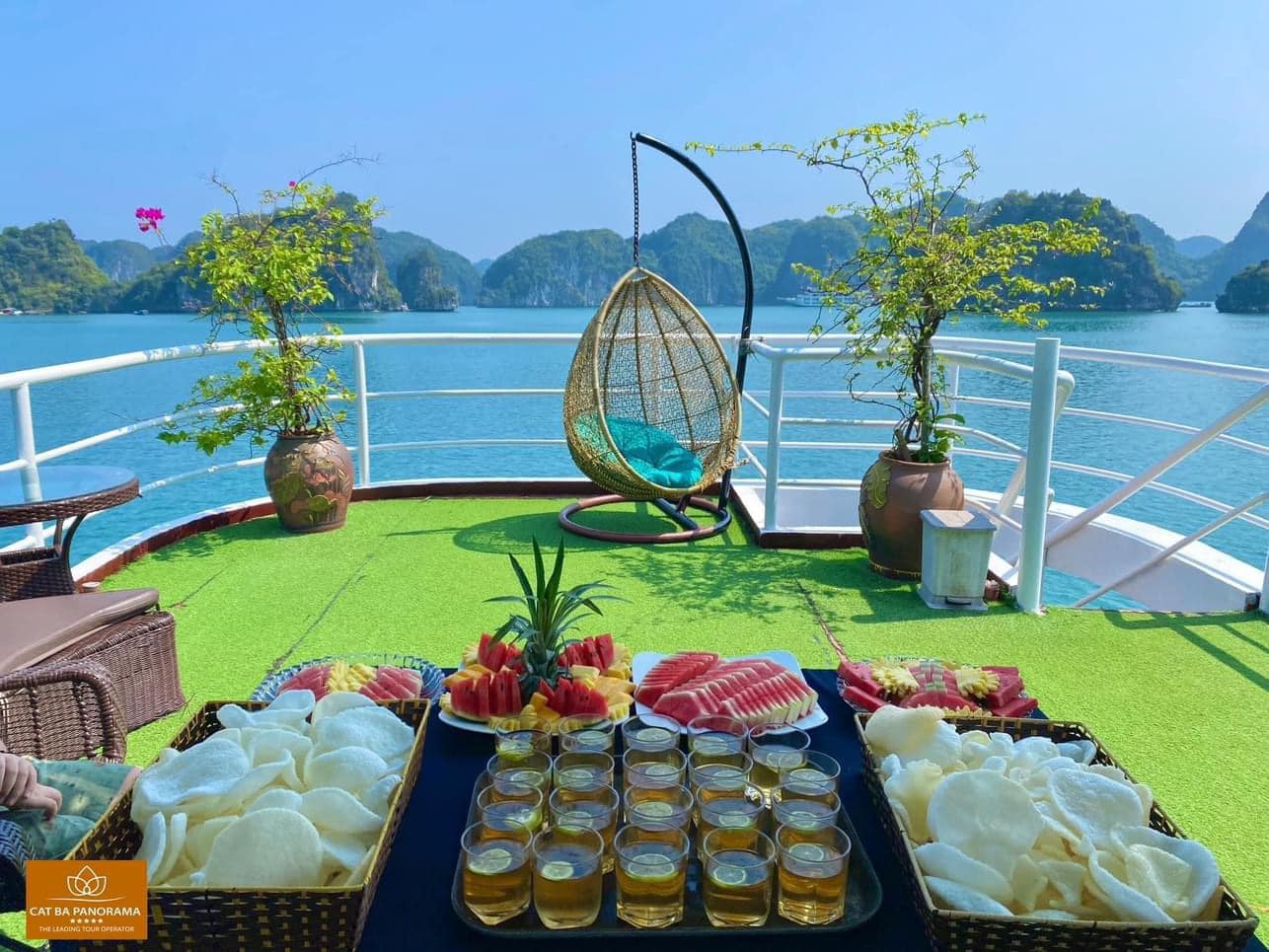 Tour Nửa Ngày Ngắm Hoàng Hôn - Du Thuyền PANORAMA - Vịnh Lan Hạ