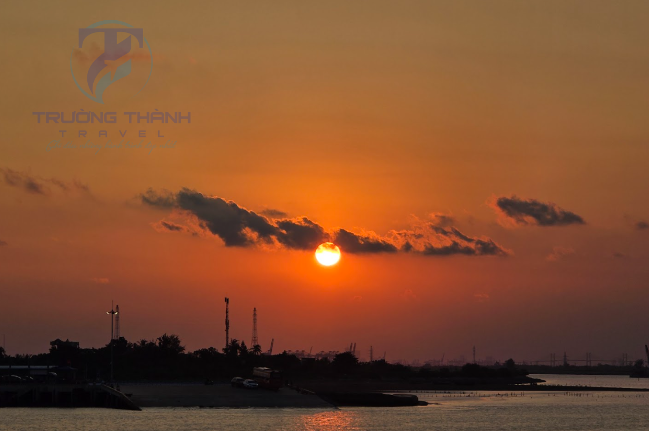 Tour Nửa Ngày Ngắm Hoàng Hôn - Du Thuyền CÁT BÀ BAY CRUISE - Vịnh Lan Hạ