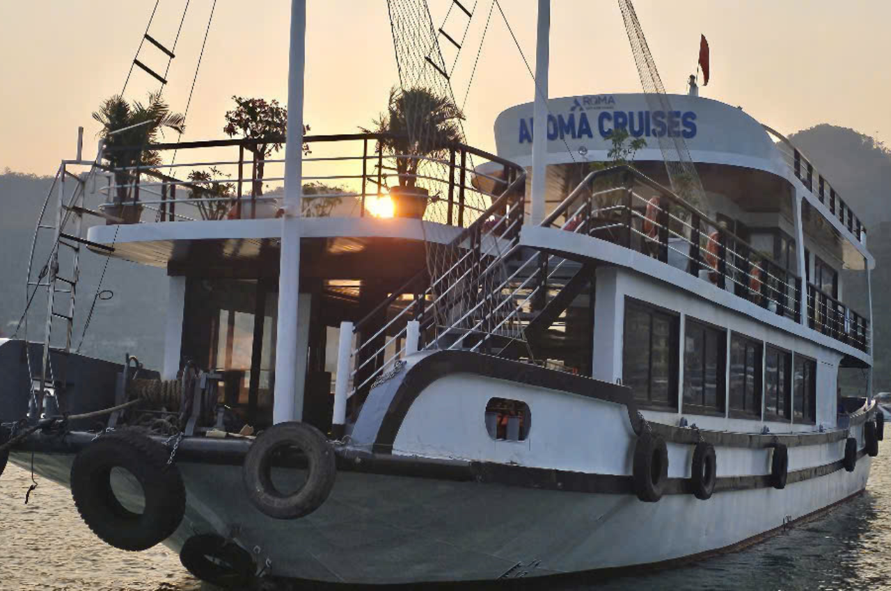 Tour 1 Ngày Vịnh Lan Hạ - Du Thuyền AROMA CRUISE