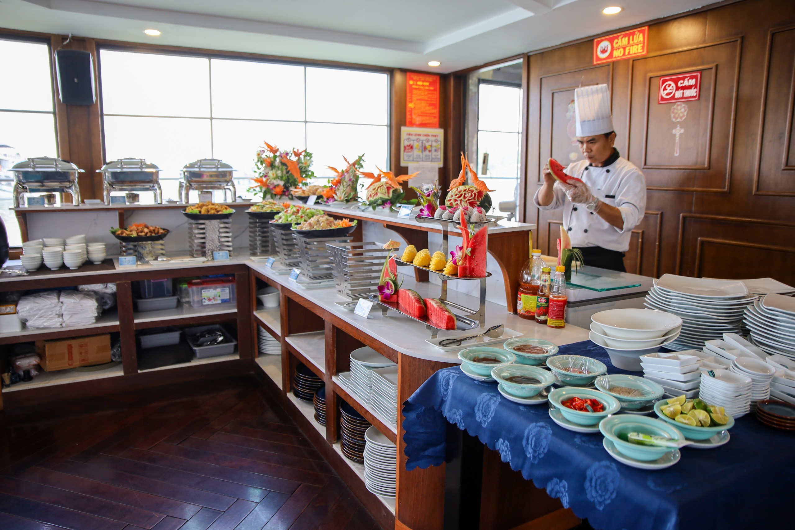 Tour 1 Ngày Vịnh Lan Hạ - Du Thuyền THE CATBA CATAMARAN
