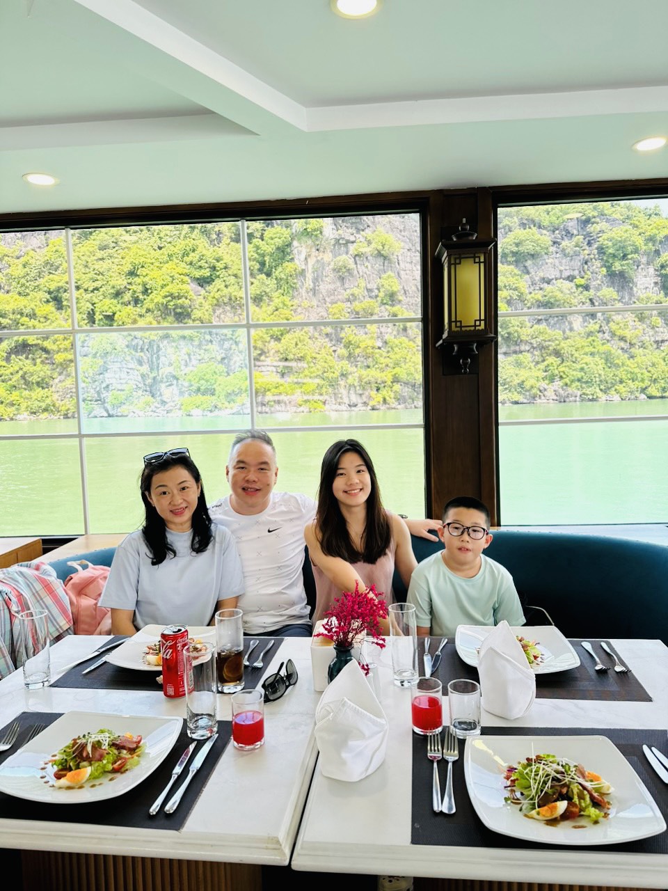Tour 1 Ngày Vịnh Lan Hạ - Du Thuyền THE CATBA CATAMARAN