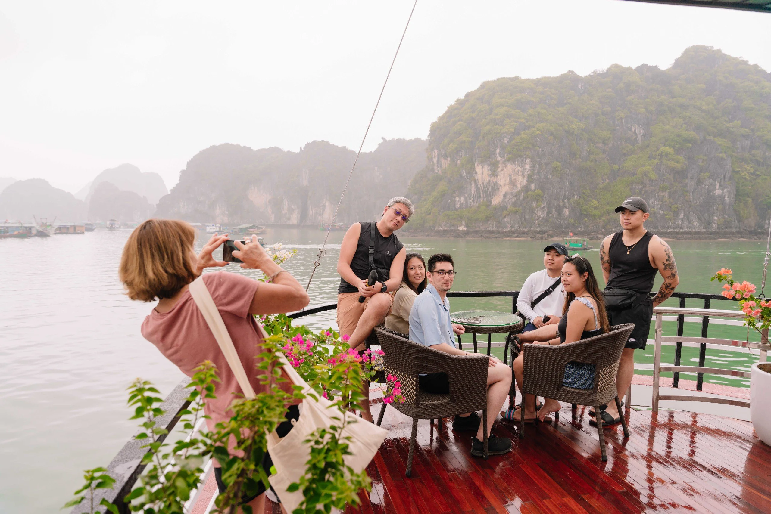 Tour 1 Ngày Vịnh Lan Hạ - Du Thuyền DAIICHI CRUISE (Không đi làng Việt Hải)