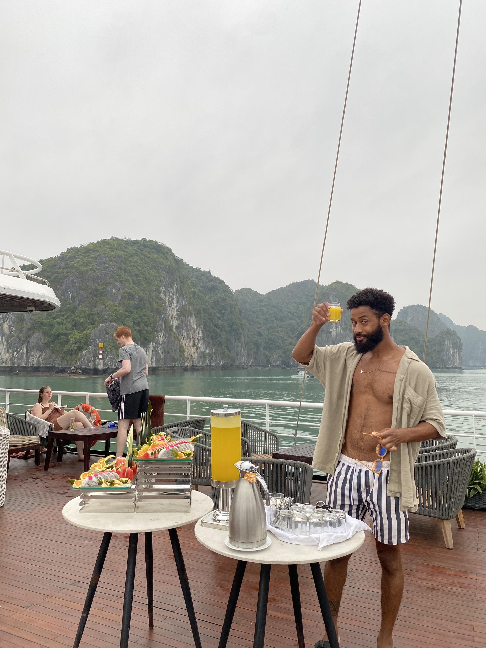 Tour Nửa Ngày Ngắm Hoàng Hôn - Du Thuyền THE CATBA CATAMARAN - Vịnh Lan Hạ