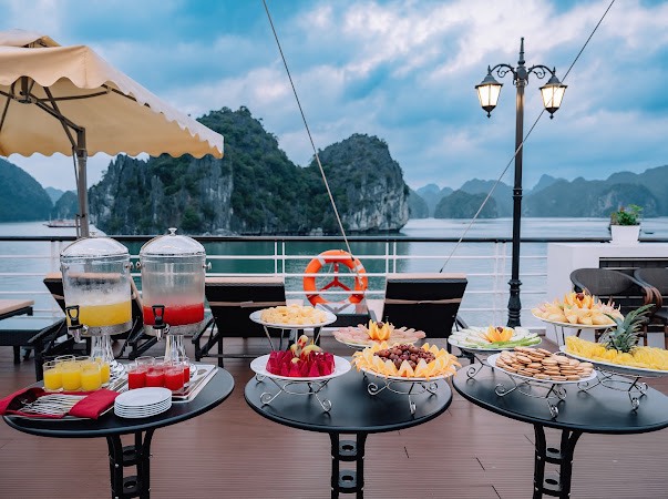 Tour Nửa Ngày Ngắm Hoàng Hôn - Du Thuyền DREAM CRUISE - Vịnh Lan Hạ