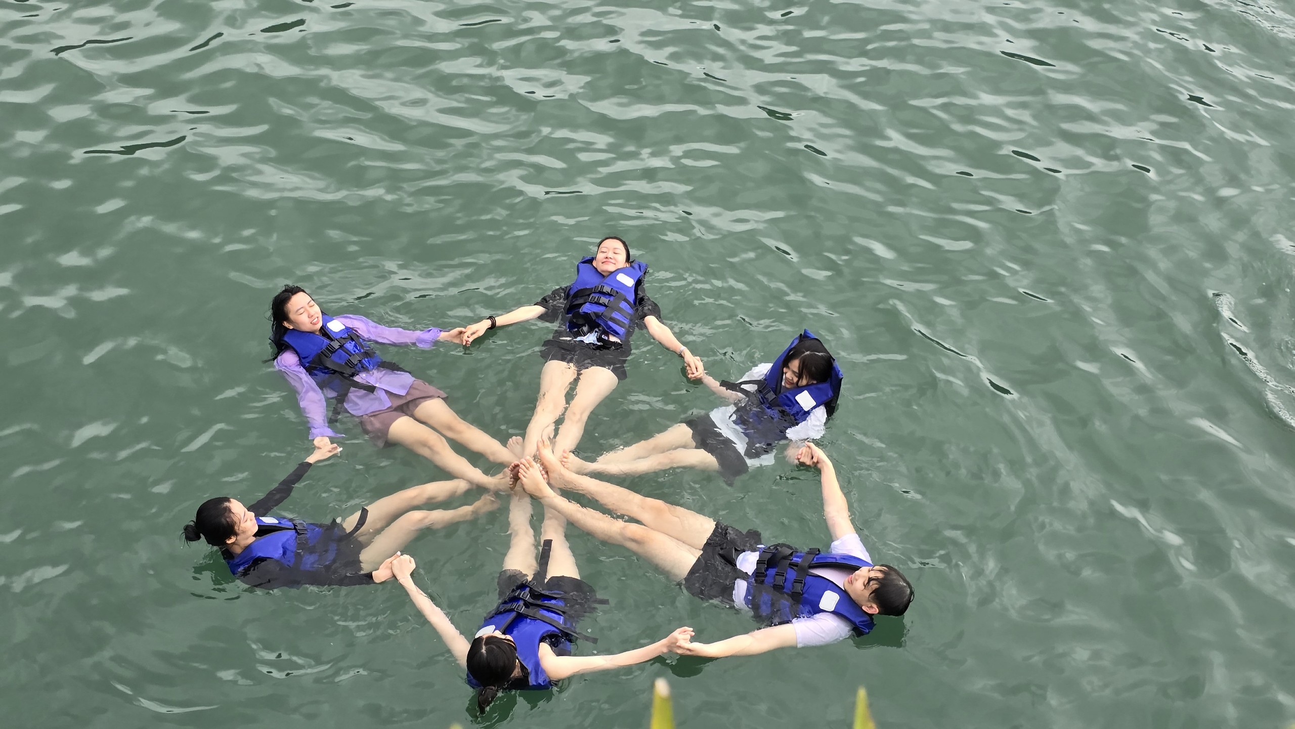 Tour Nửa Ngày Ngắm Hoàng Hôn - Du Thuyền CÁT BÀ BAY CRUISE - Vịnh Lan Hạ