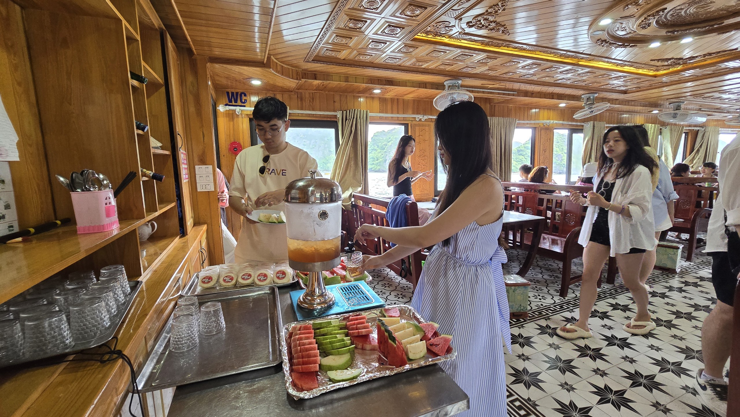 Tour 1 Ngày Vịnh Lan Hạ - Du Thuyền CÁT BÀ BAY CRUISE